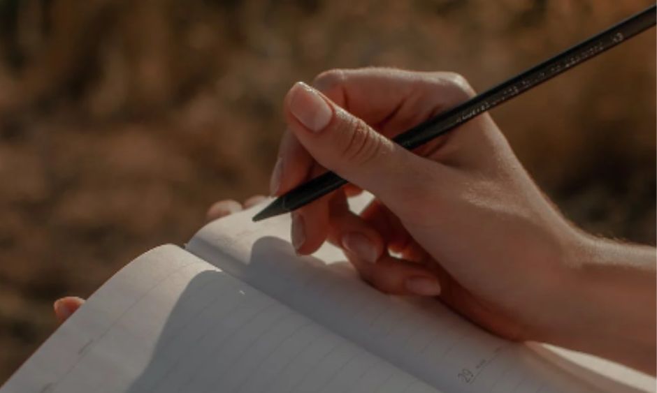 How to Use Journaling for Emotional Clarity and Self-Discovery